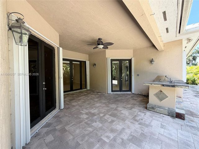 19385 SW 79th Ct, Cutler Bay, FL 33157