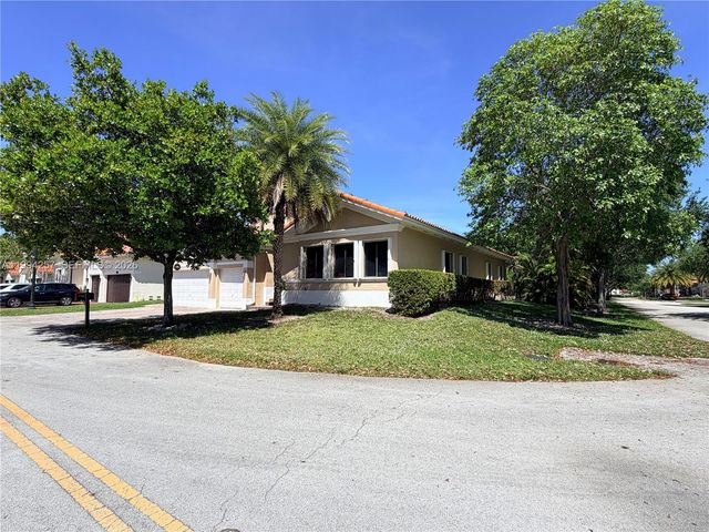 19385 SW 79th Ct, Cutler Bay, FL 33157