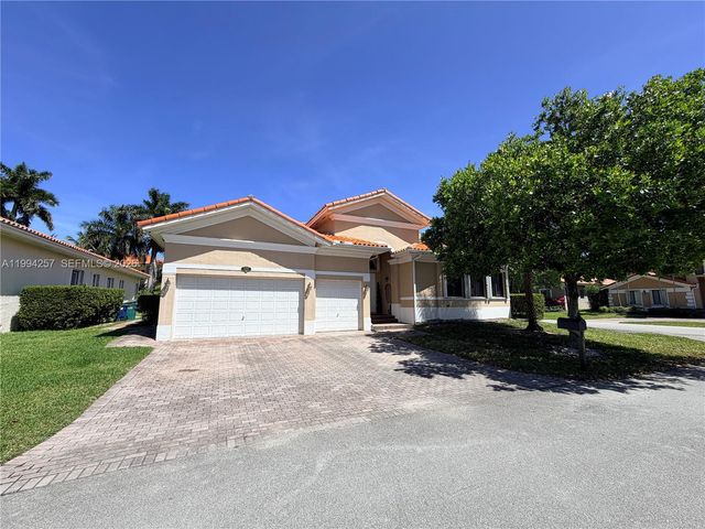 19385 SW 79th Ct, Cutler Bay, FL 33157