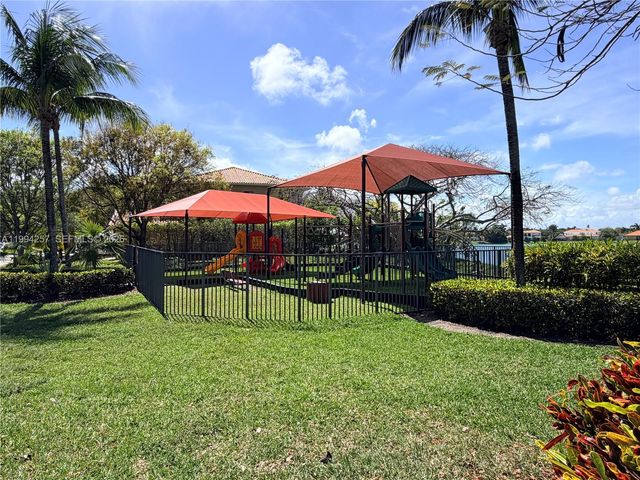 19385 SW 79th Ct, Cutler Bay, FL 33157