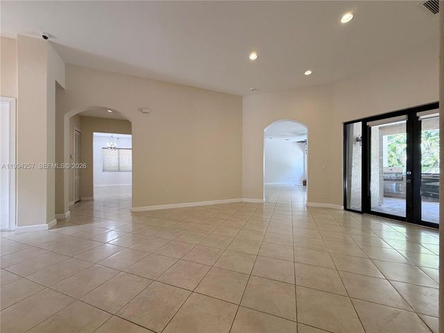 19385 SW 79th Ct, Cutler Bay, FL 33157