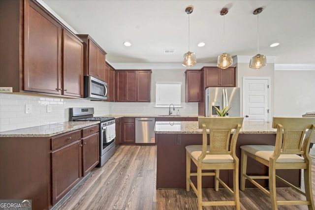 221 Woodford Drive, Canton, GA 30115