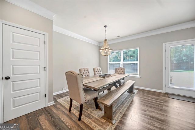 221 Woodford Drive, Canton, GA 30115