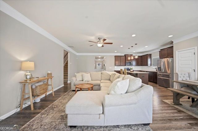 221 Woodford Drive, Canton, GA 30115