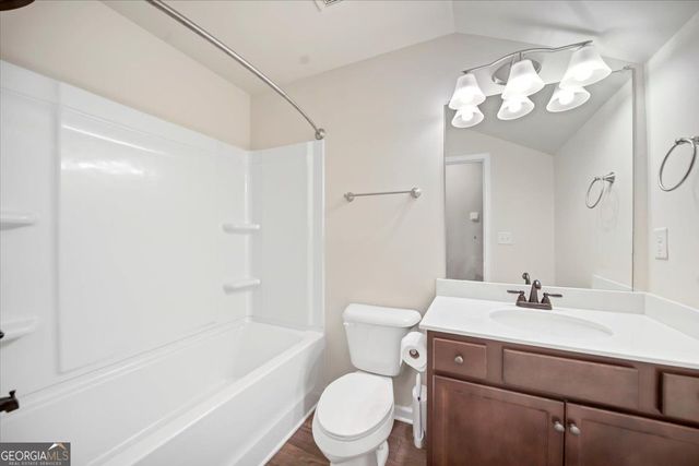 221 Woodford Drive, Canton, GA 30115