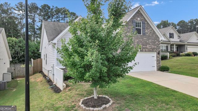 221 Woodford Drive, Canton, GA 30115