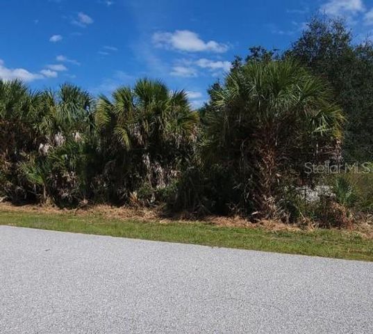 7072 MANNIZ ROAD, Port Charlotte, FL 33981