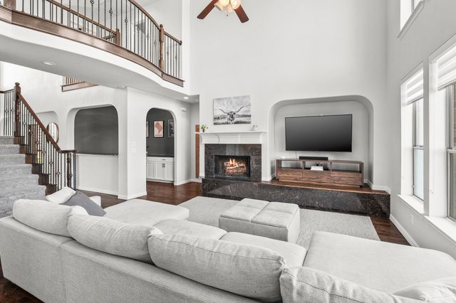 2281 Hideaway Pointe Drive, Little Elm, TX 75068