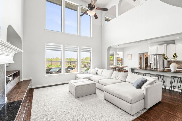 2281 Hideaway Pointe Drive, Little Elm, TX 75068