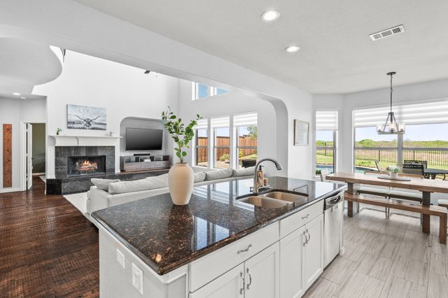 2281 Hideaway Pointe Drive, Little Elm, TX 75068