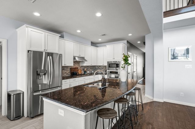 2281 Hideaway Pointe Drive, Little Elm, TX 75068