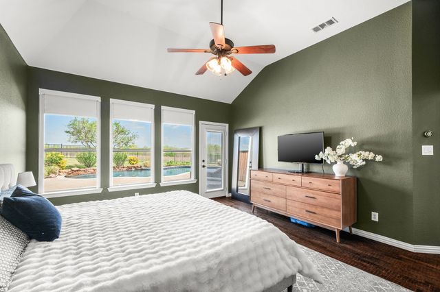 2281 Hideaway Pointe Drive, Little Elm, TX 75068