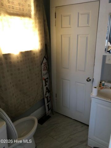 102 S 11th Street, Wilmington, NC 28401