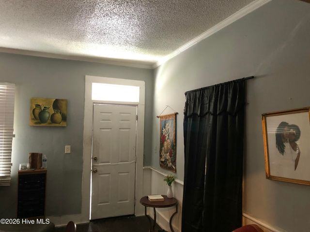 102 S 11th Street, Wilmington, NC 28401