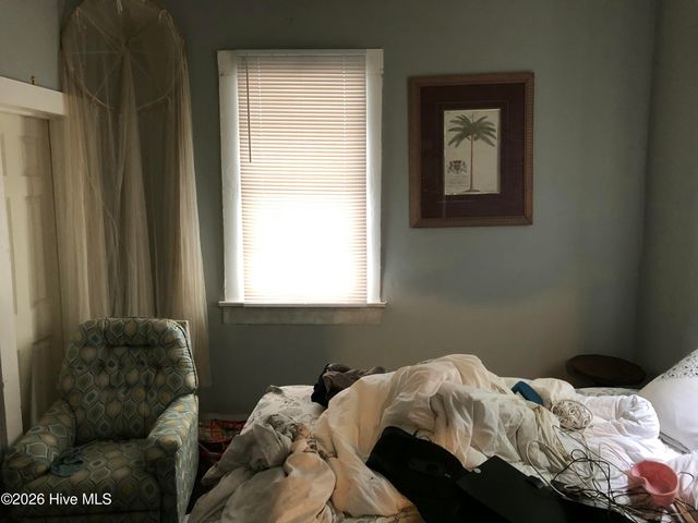 102 S 11th Street, Wilmington, NC 28401