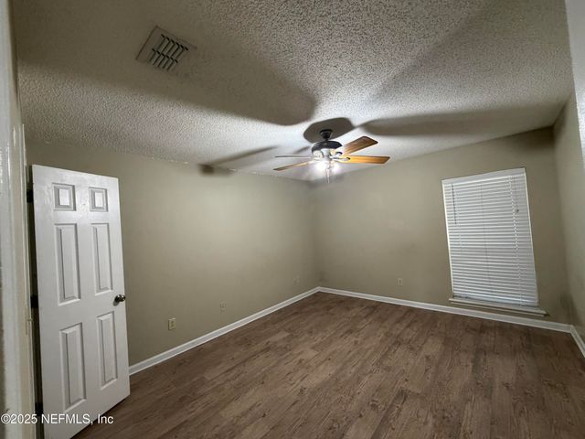 1918 BELLE ANGELINE Court, Jacksonville, FL 32223