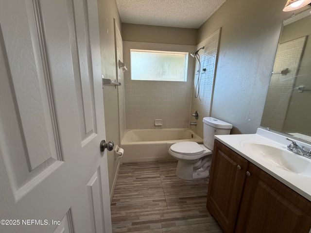 1918 BELLE ANGELINE Court, Jacksonville, FL 32223