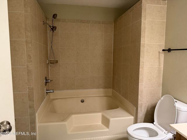 1918 BELLE ANGELINE Court, Jacksonville, FL 32223