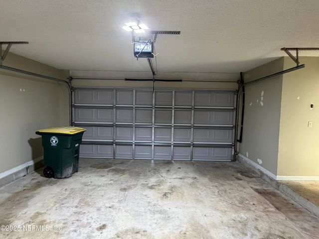 1918 BELLE ANGELINE Court, Jacksonville, FL 32223