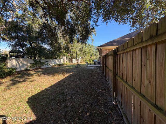 1918 BELLE ANGELINE Court, Jacksonville, FL 32223