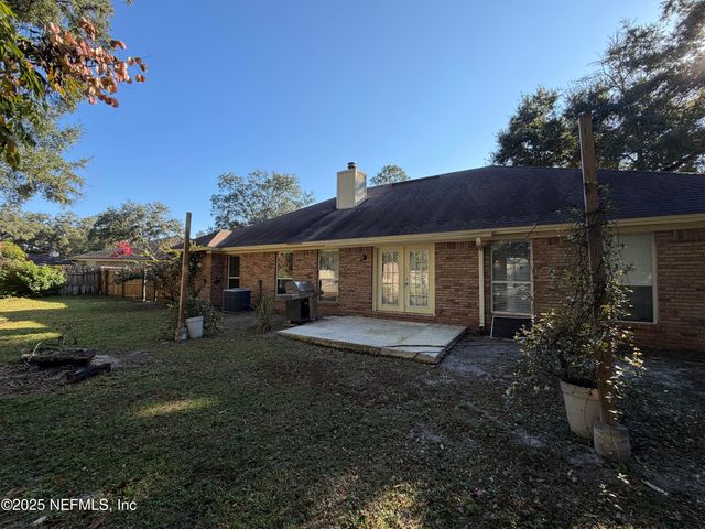 1918 BELLE ANGELINE Court, Jacksonville, FL 32223