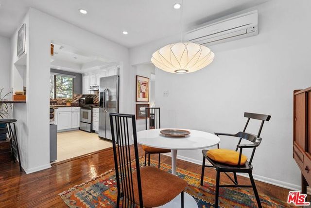 1328 Havenhurst Drive 207, West Hollywood, CA 90046