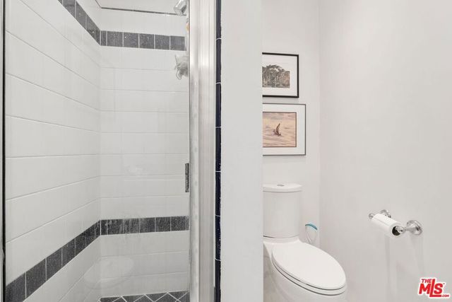 1328 Havenhurst Drive 207, West Hollywood, CA 90046