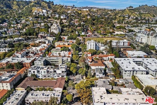 1328 Havenhurst Drive 207, West Hollywood, CA 90046