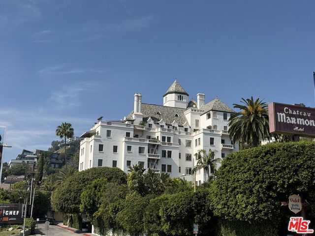 1328 Havenhurst Drive 207, West Hollywood, CA 90046