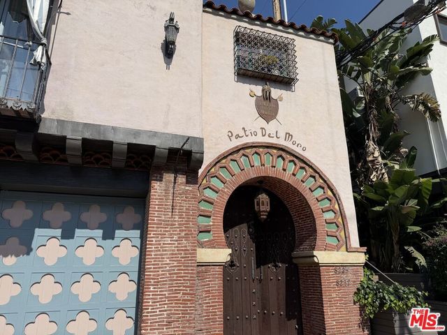 1328 Havenhurst Drive 207, West Hollywood, CA 90046