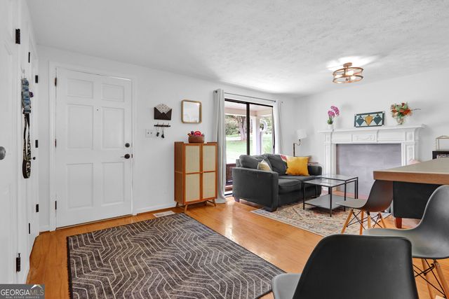 3542 Tewksbury Drive, Snellville, GA 30039