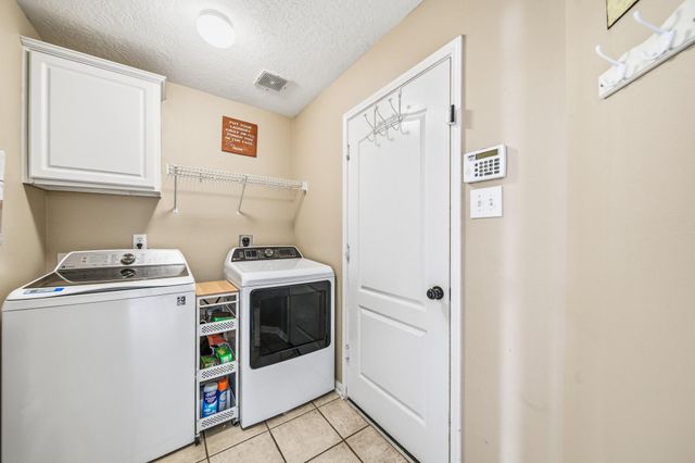 1575 Garden Lakes Drive, Friendswood, TX 77546