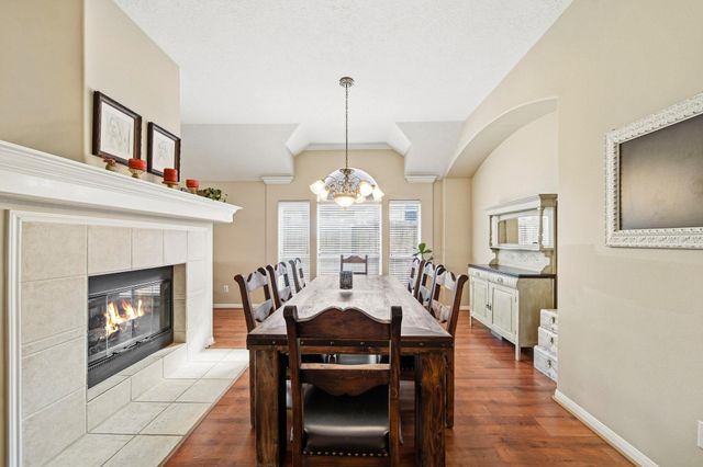 1575 Garden Lakes Drive, Friendswood, TX 77546