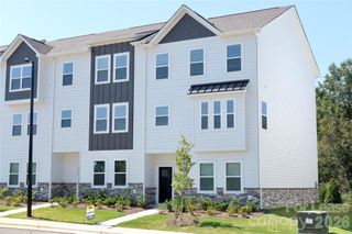 146 Towhee Branch Place E, Mooresville, NC 28117