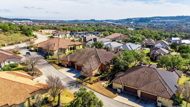 6710 Ghia Ln, San Antonio, TX 78257