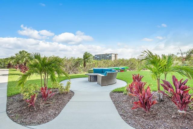 19519 GULF BOULEVARD 206, Indian Shores, FL 33785