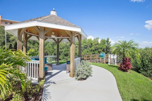 19519 GULF BOULEVARD 206, Indian Shores, FL 33785