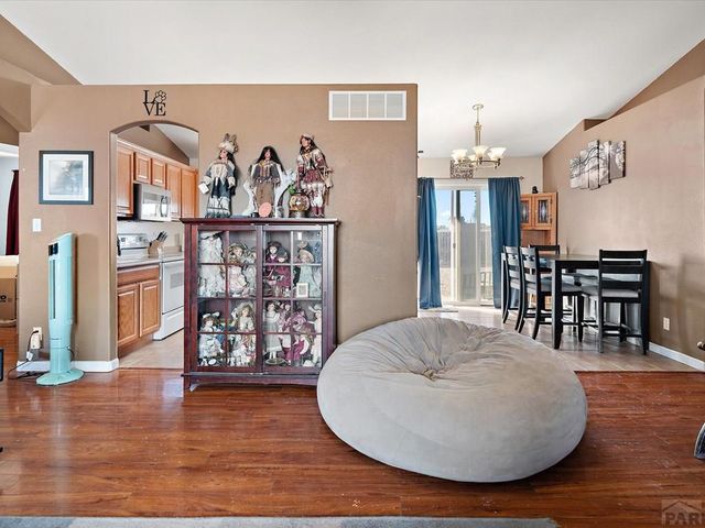 1479 N Moonbeam Dr, Pueblo, CO 81007