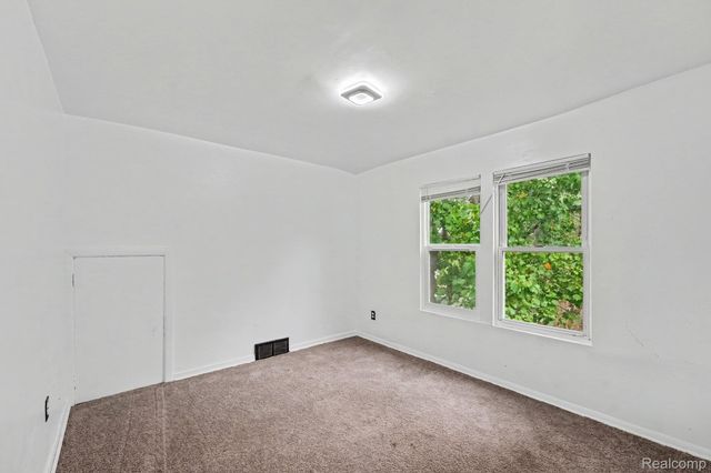 12622 Promenade Street, Detroit, MI 48213