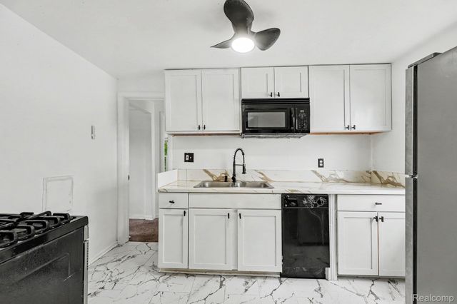 12622 Promenade Street, Detroit, MI 48213