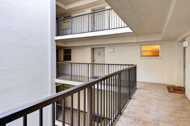 800 BENJAMIN FRANKLIN DRIVE 509, Sarasota, FL 34236
