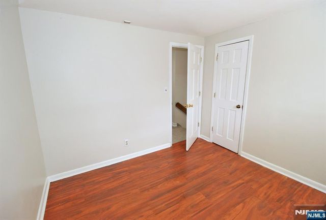 73 Winchester Road, Livingston, NJ 07039