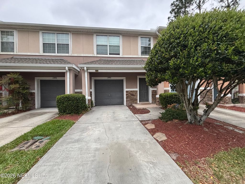 13490 ESSENCE Court, Jacksonville, FL 32258