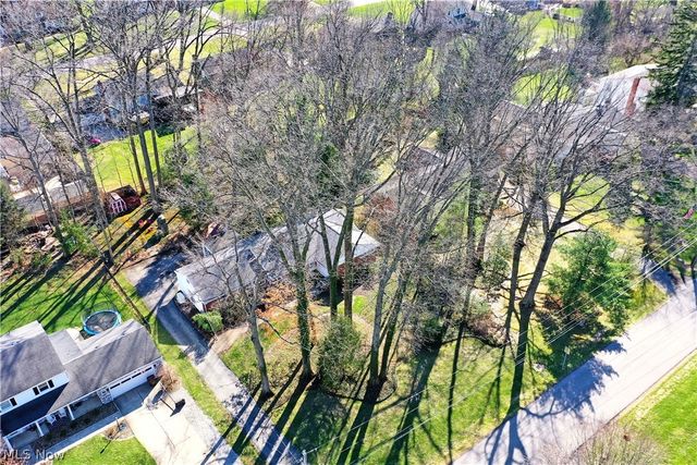 2521 Jennifer Drive, Poland, OH 44514