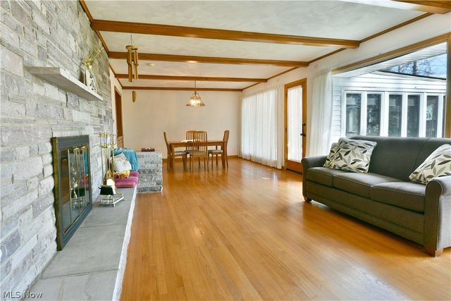 2521 Jennifer Drive, Poland, OH 44514