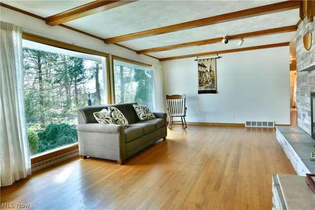 2521 Jennifer Drive, Poland, OH 44514