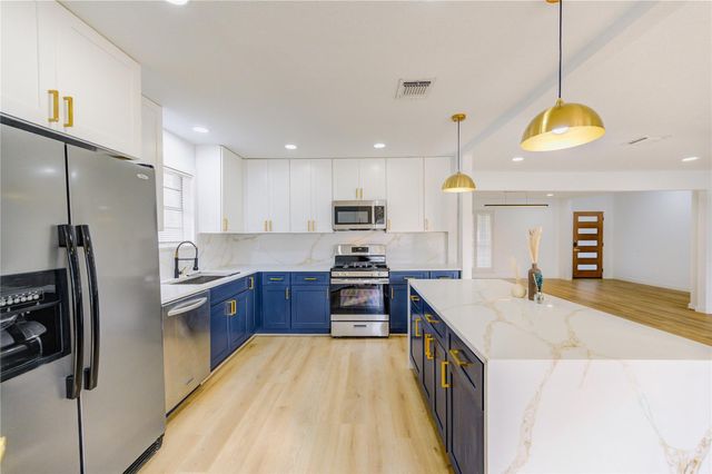 25607 Spring Ridge Drive, Spring, TX 77386