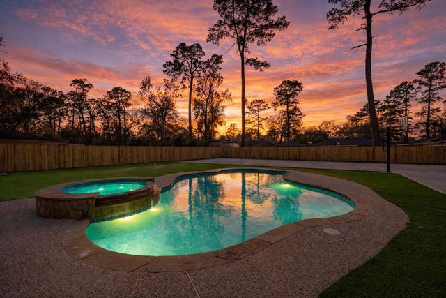 25607 Spring Ridge Drive, Spring, TX 77386