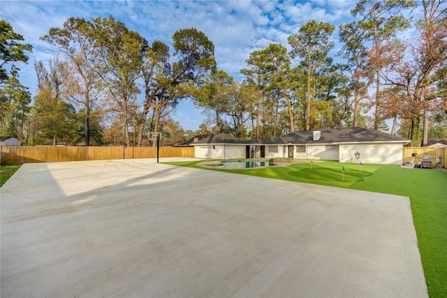 25607 Spring Ridge Drive, Spring, TX 77386