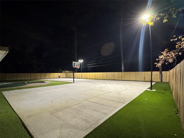 25607 Spring Ridge Drive, Spring, TX 77386